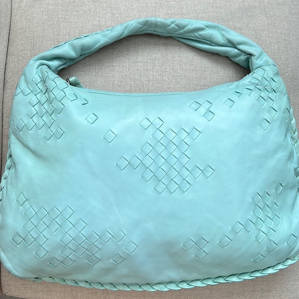 💯 authentic Bottega Veneta hobo bag - sea foam blue